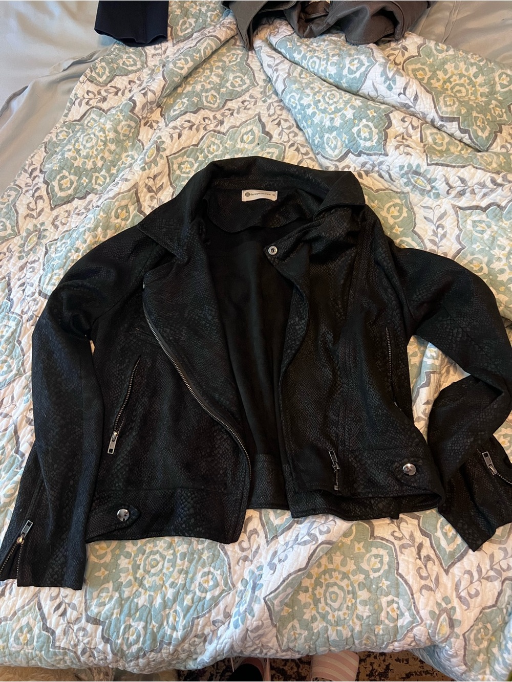 Black Women’s Textured Moto Jacket Suede